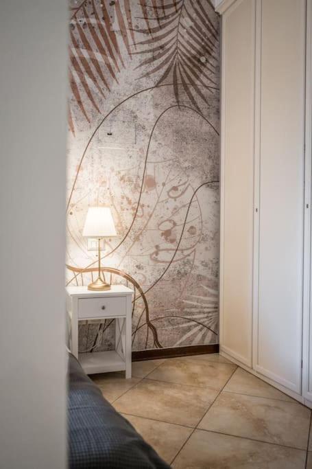Sotto Le Due Torri 5* Apartment Bologna Exterior photo