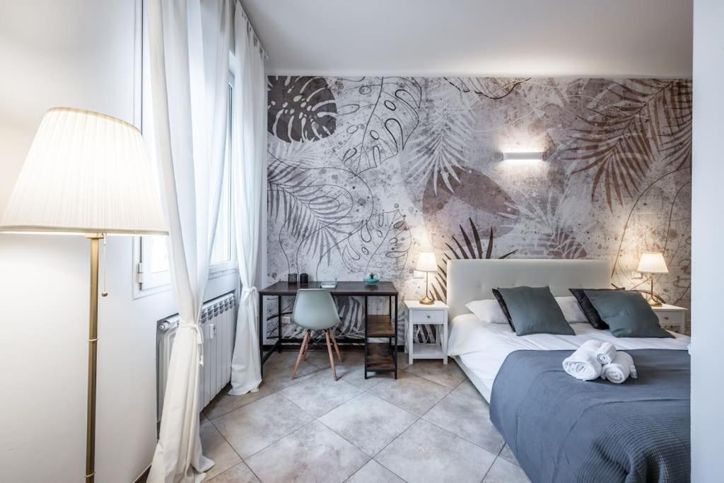 Sotto Le Due Torri 5* Apartment Bologna Exterior photo