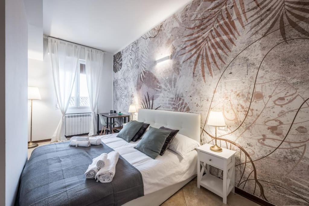 Sotto Le Due Torri 5* Apartment Bologna Exterior photo